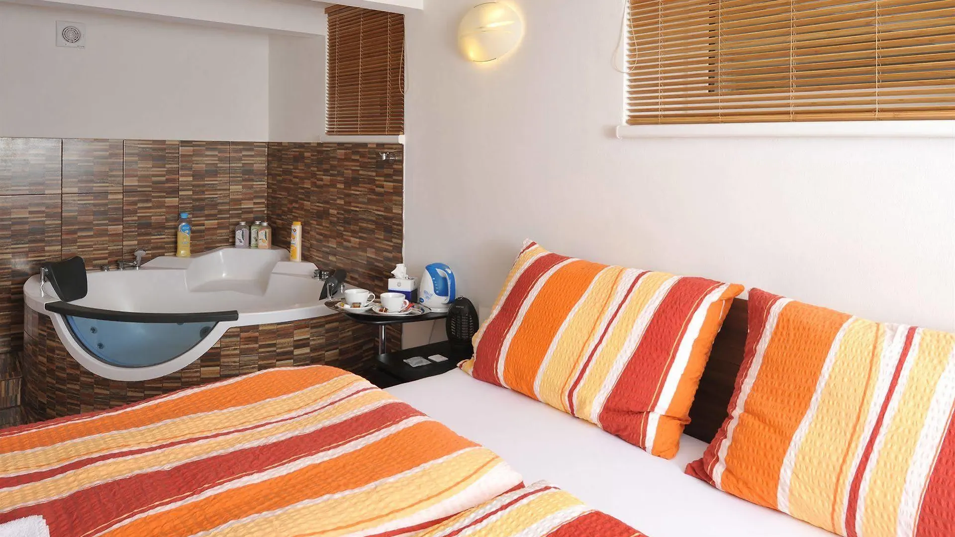 Отель Habitat 16 Guest House Prague